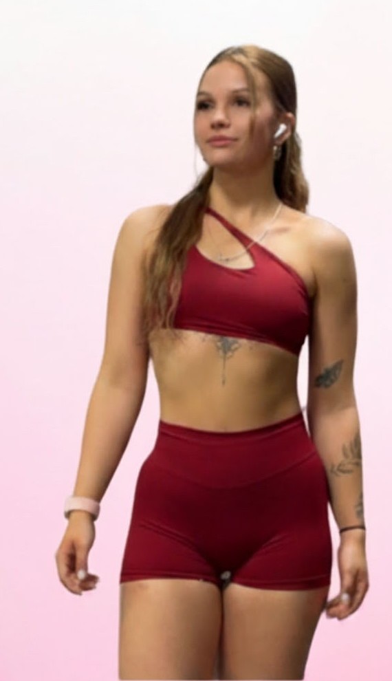 Kiara from K Fit Online
